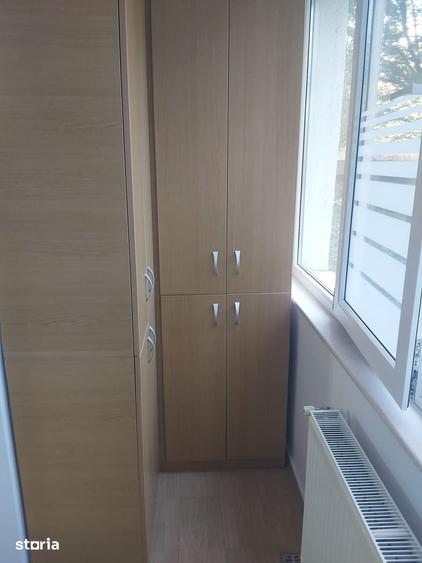 Garsonieră decomandată în Titan