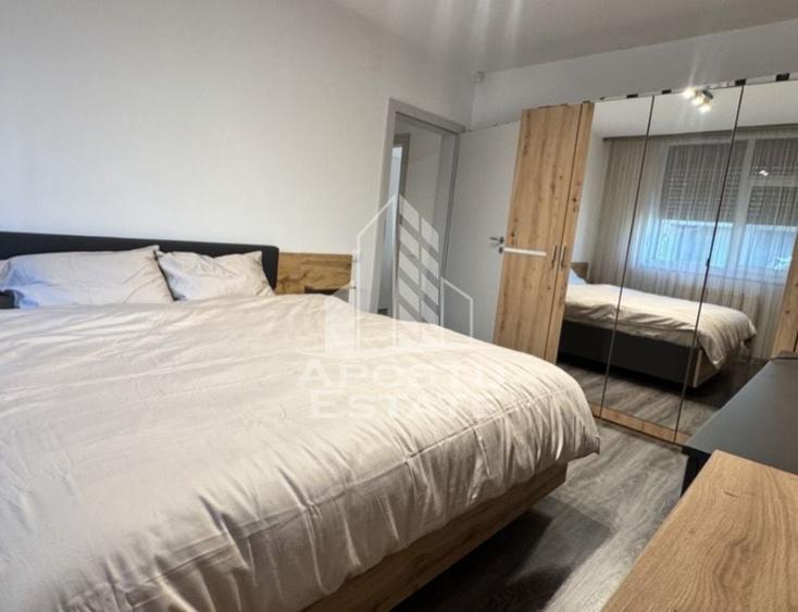 Apartament cu 3 camere semidecomandat în Șagului