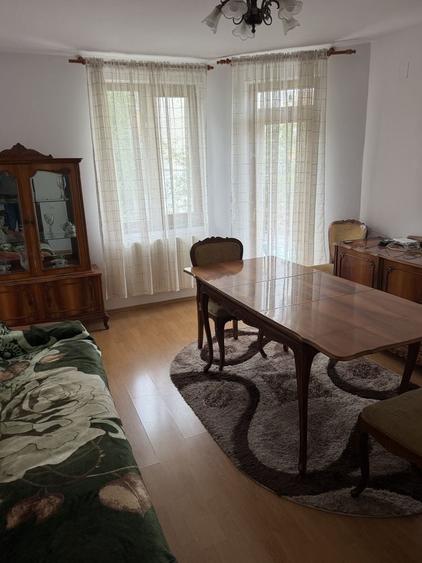 Apartament cu 2 camere decomandat în Între Lacuri