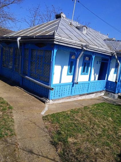 Casă cu Teren 1600 Mp în Orășeni-Vale