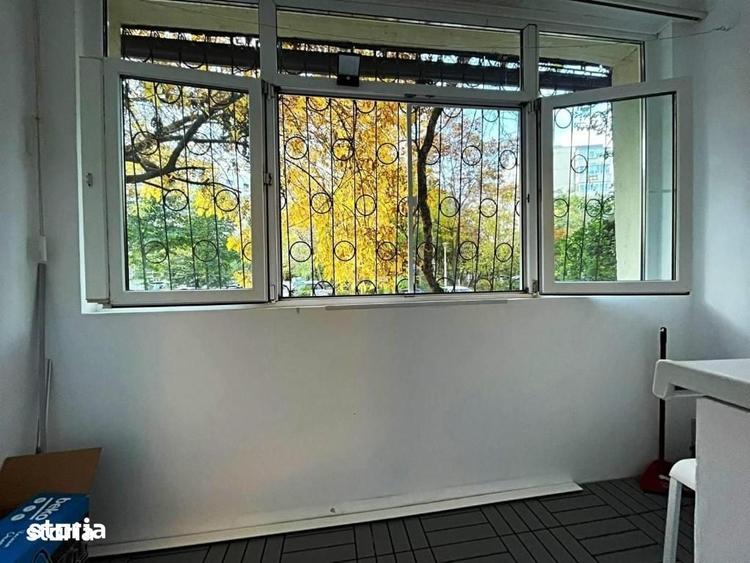 Apartament cu 2 camere decomandat în Tei