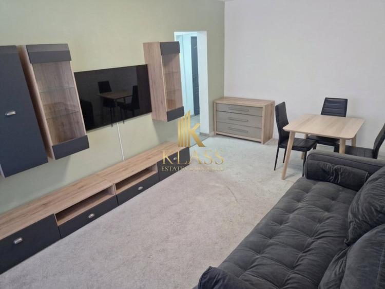 Apartament cu 3 camere decomandat, mobilat în Doamna Ghica
