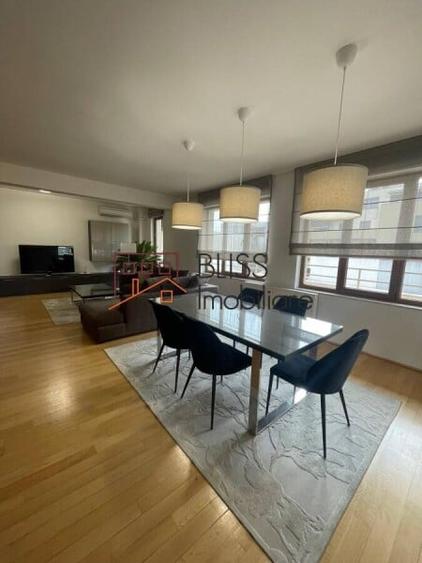 Apartament cu 4 camere semidecomandat în Herăstrău