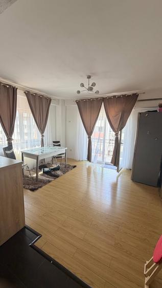 Apartament cu 3 camere decomandat în Chiajna