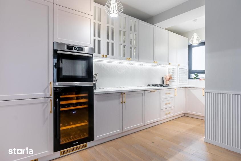 Apartament cu 3 camere în Văcăresti