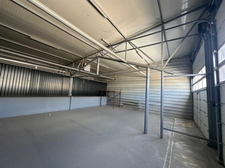 Spațiu comercial, de 330 mp, în Zona industrială