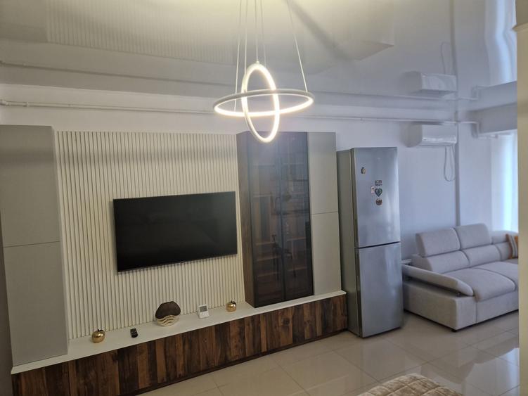 Apartament cu 2 camere decomandat în Mamaia