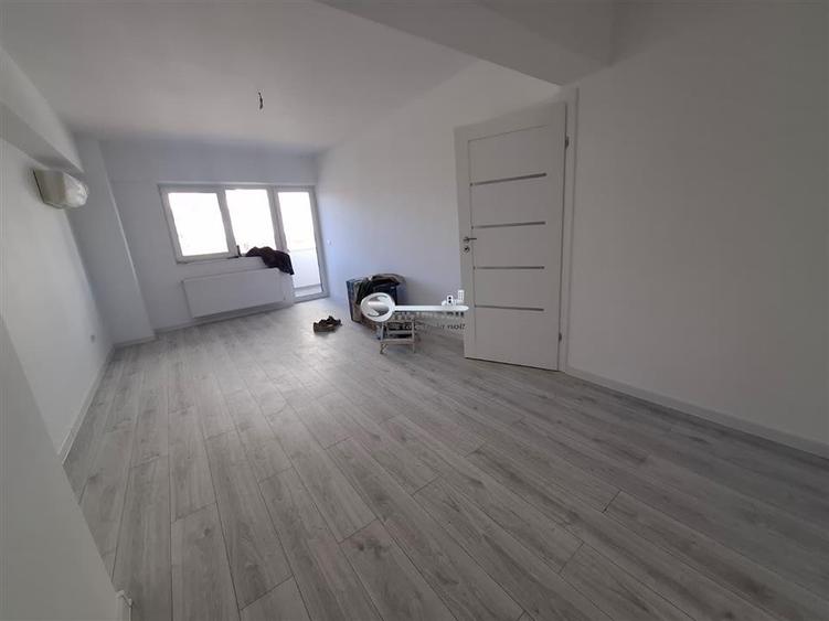 Apartament cu 2 camere decomandat în Galata
