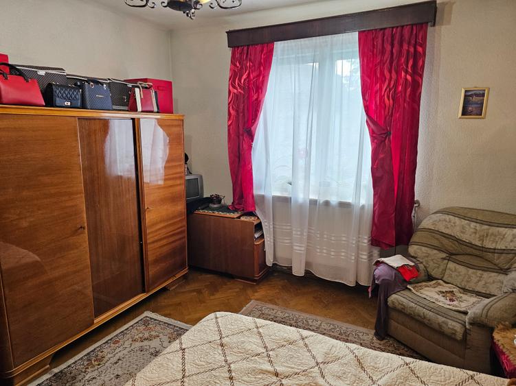 Apartament cu 2 camere semidecomandat în Vatra Luminoasă