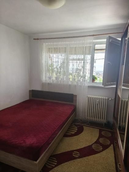 Apartament cu 3 camere decomandat în Pantelimon