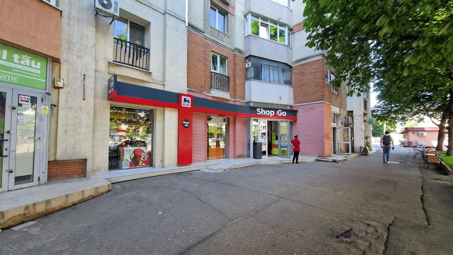 Spațiu comercial, de 85 mp, în Mihai Bravu