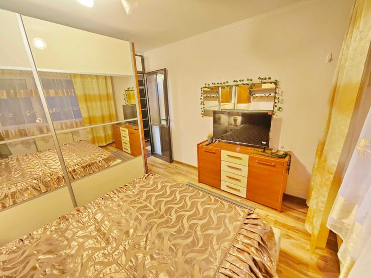 Apartament cu 3 camere decomandat în Oancea