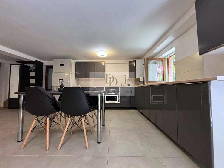 Apartament cu 3 camere semidecomandat, mobilat în Mănăștur