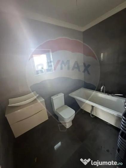 Casă cu 4 camere cu Teren 718 Mp în Lăpuș