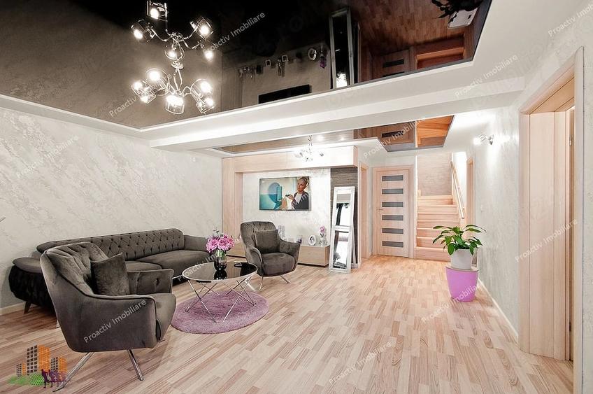 Casă cu Teren 303 Mp în Central