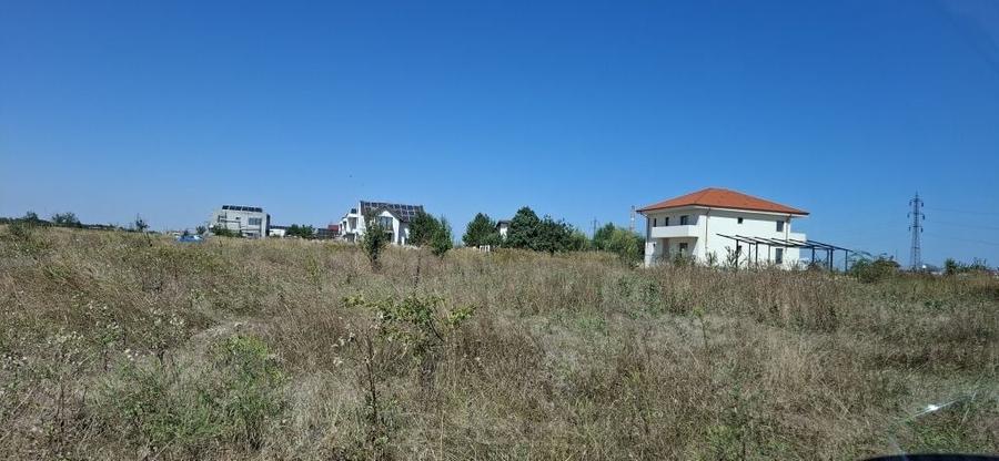Teren de 8500 mp, în Viile Noi