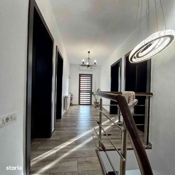 Casă cu 4 camere cu Teren 264 Mp în Central