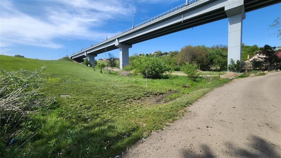 Teren Construcții intravilan de 4438 mp, în Bulai