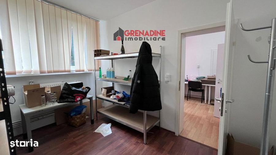 Spațiu comercial, de 24 mp, în Astra