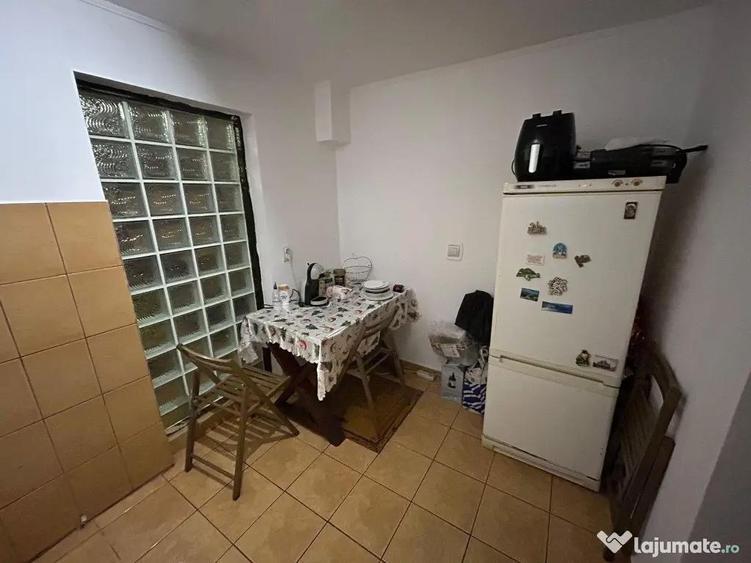 Casă cu 4 camere cu Teren 424 Mp în Km 4