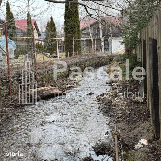 Teren de 1535 mp, în Sadu