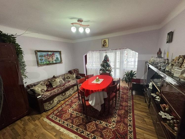 Casă individuală cu 6 camere cu Garaj în Vatra Dornei