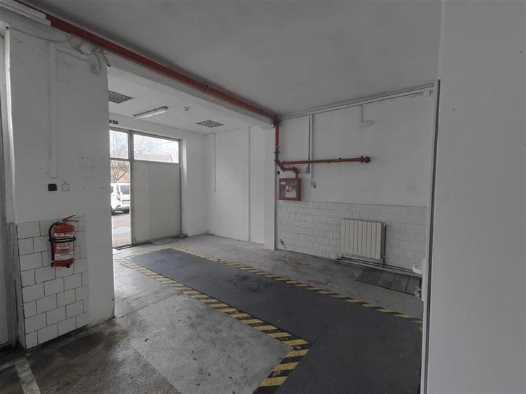 Spațiu comercial, de 64 mp, în Lugojului