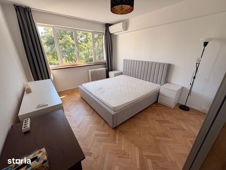 Apartament cu 2 camere decomandat în Titan