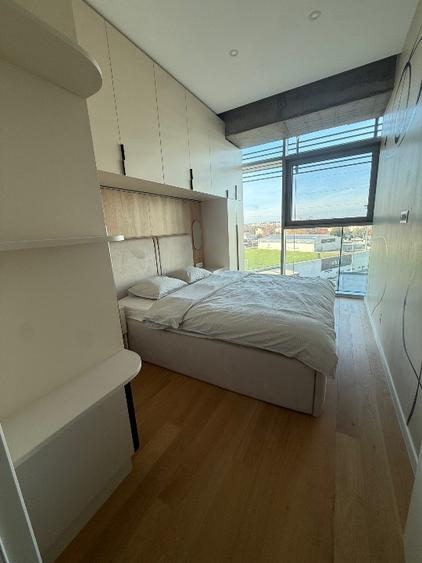 Apartament cu 2 camere semidecomandat, mobilat în Floreasca