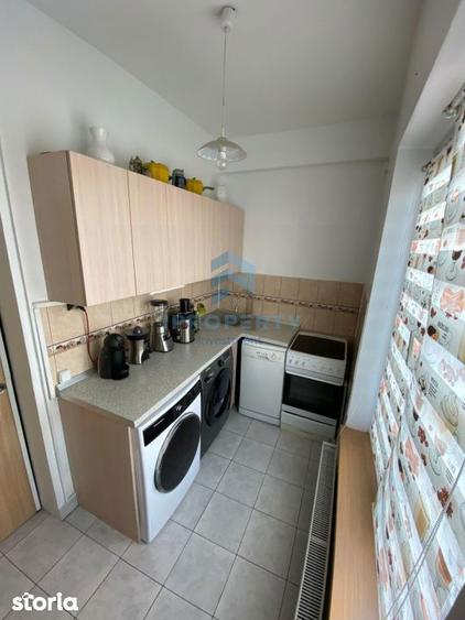 Apartament cu 2 camere, mobilat în Romană