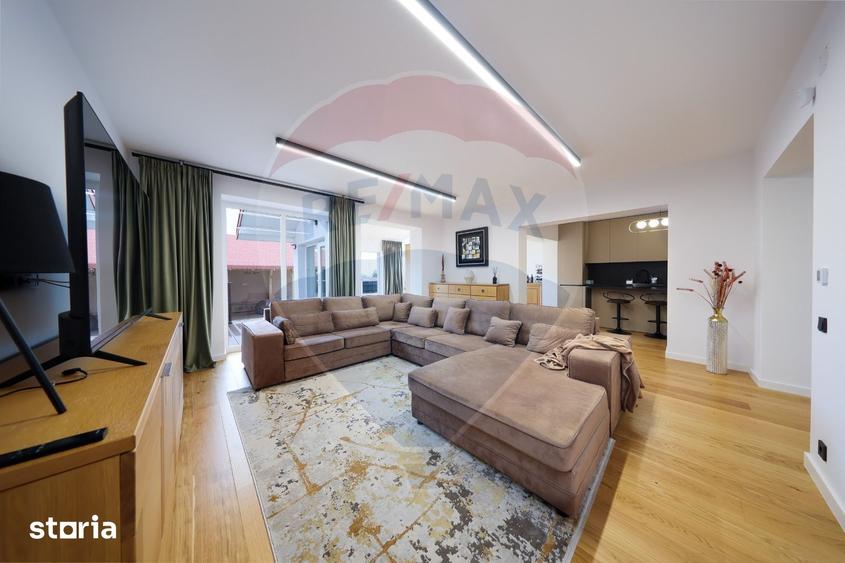 Casă cu 5 camere cu Teren 577 Mp în Bunloc