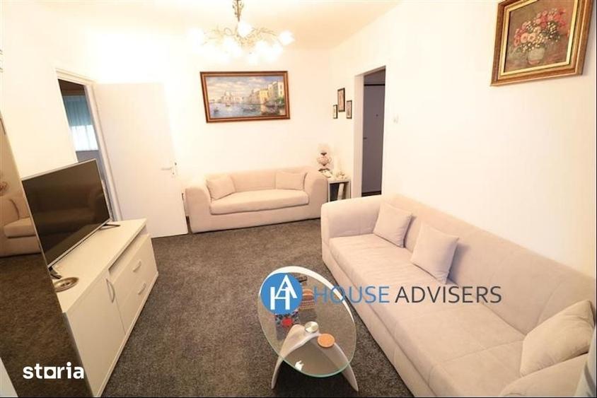 Apartament cu 3 camere în 1 Mai