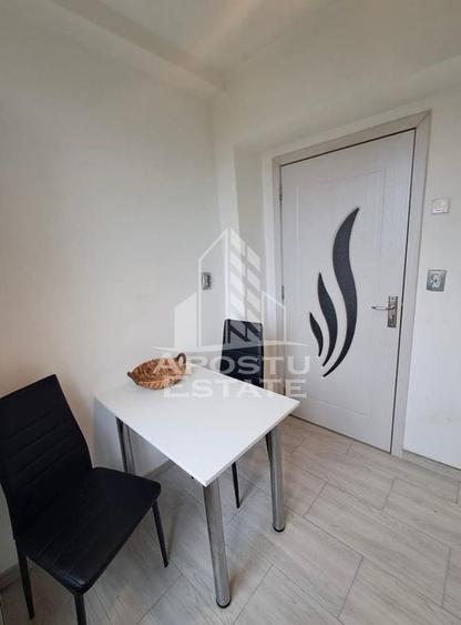 Apartament cu 3 camere decomandat, mobilat în Circumvalațiunii