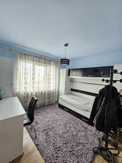 Apartament cu 3 camere în Șagului