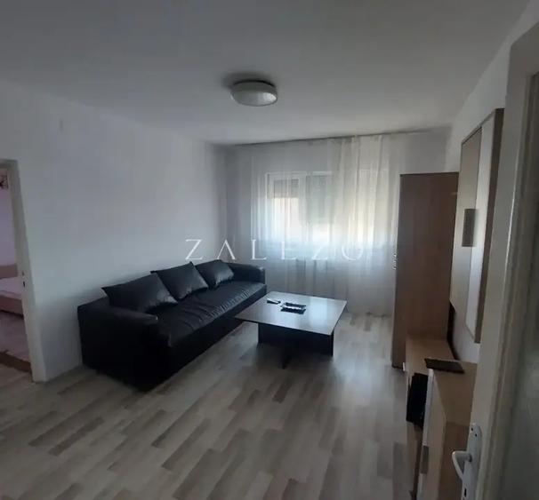 Apartament cu 2 camere semidecomandat, mobilat în Gheorghe Lazăr
