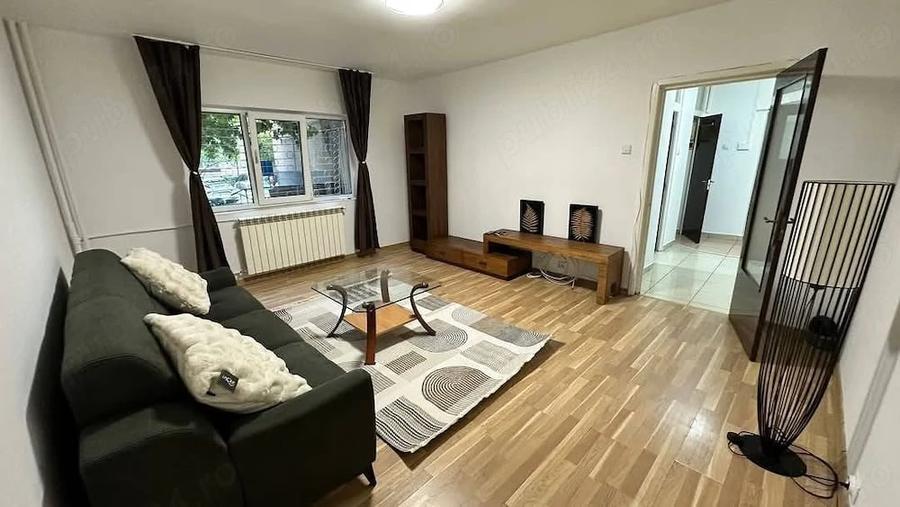Apartament cu 2 camere decomandat în Olteniței