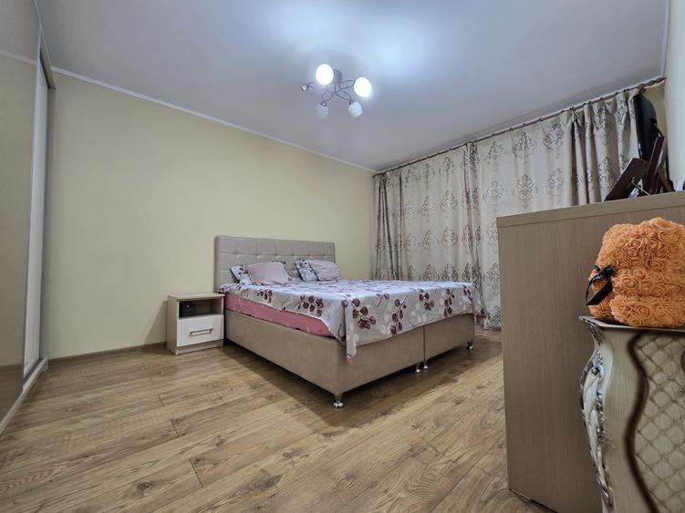 Apartament cu 2 camere decomandat în Obor
