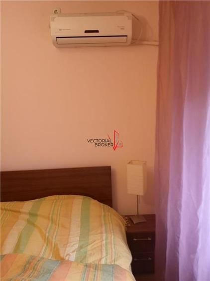 Apartament cu 3 camere decomandat, mobilat în Basarabia