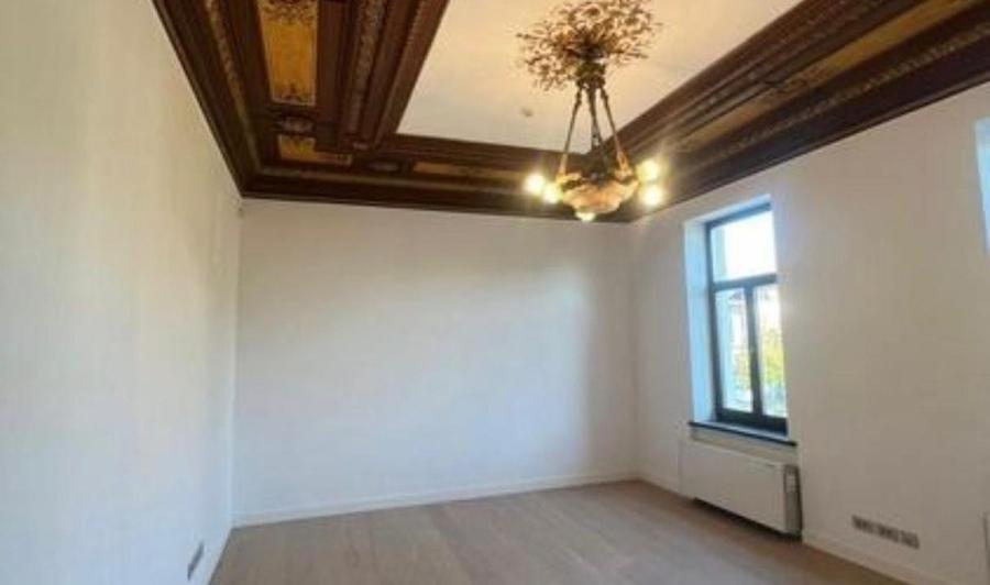 Casă cu 19 camere cu Teren 751 Mp în Dacia