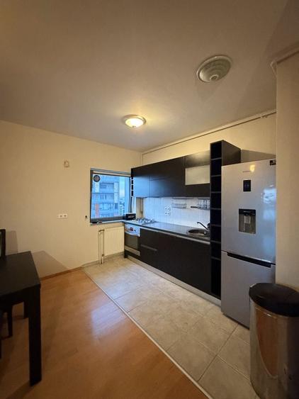 Apartament cu 3 camere în Doamna Ghica