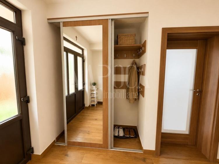 Duplex cu 4 camere cu Canalizare în Florești