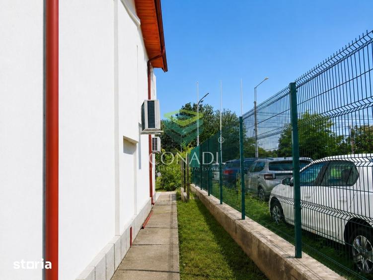 Casă cu 7 camere cu Teren 1875 Mp în Central