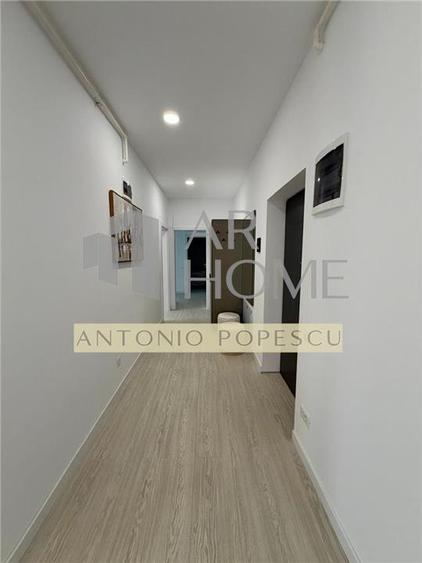 Apartament cu 3 camere decomandat, mobilat în Albert