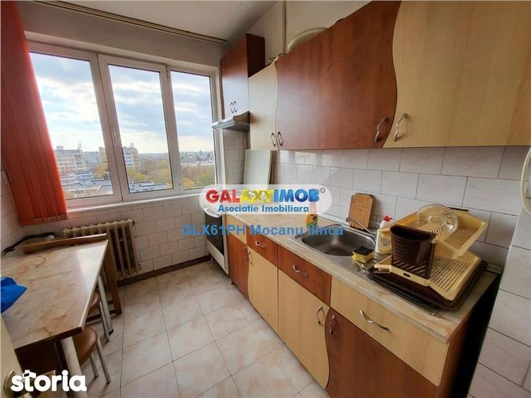 Apartament cu 3 camere semidecomandat, mobilat în Nord