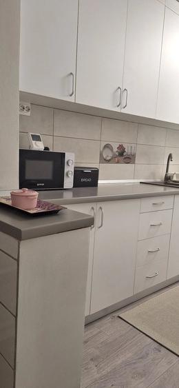 Garsonieră decomandată în Micro 20