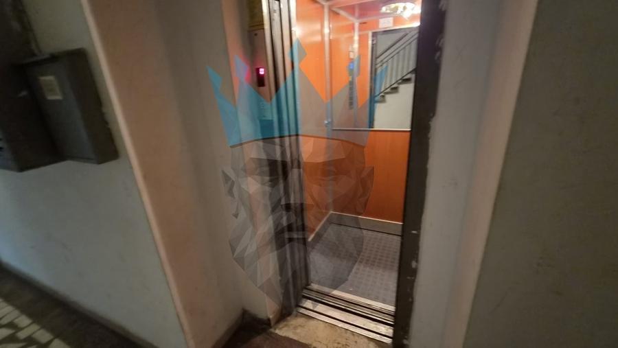 Apartament cu 2 camere decomandat, mobilat în P-ța Unirii