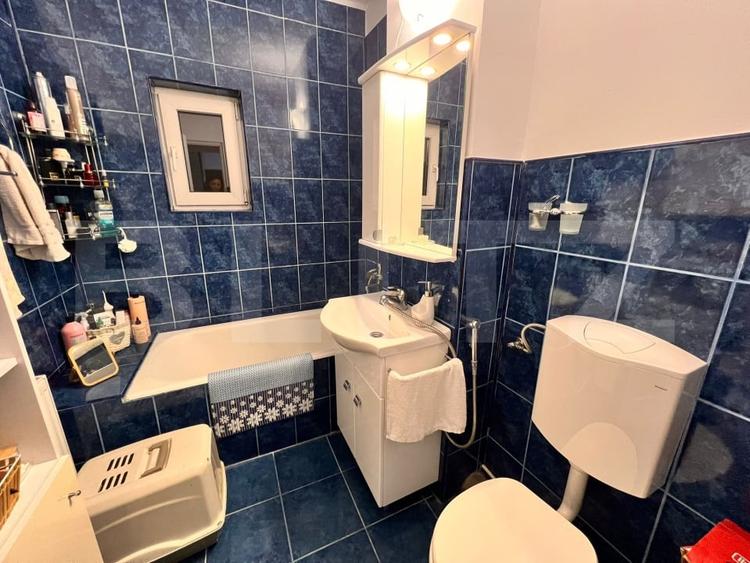 Apartament cu 4 camere decomandat, mobilat în Hunedoara