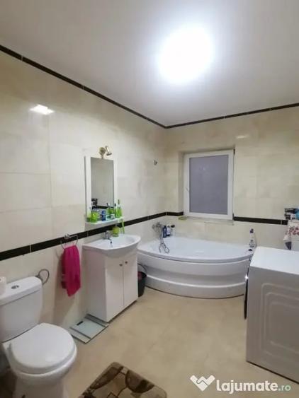 Garsonieră decomandată în Florești