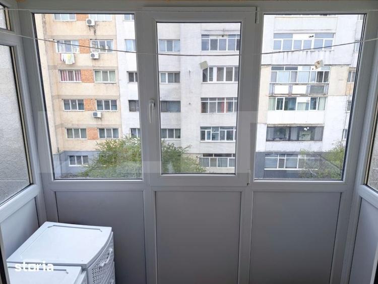 Apartament cu 2 camere semidecomandat în Micro 4