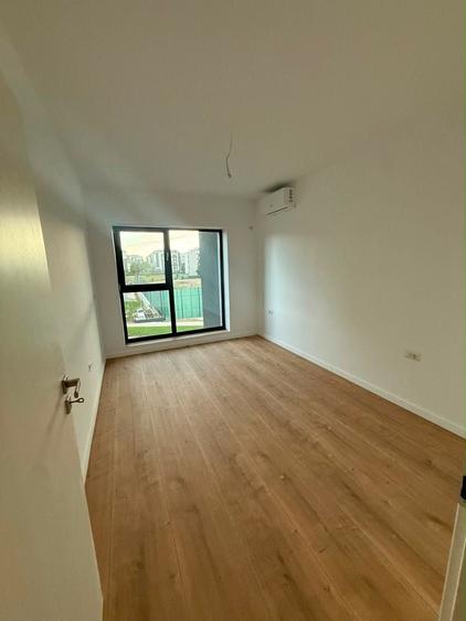 Apartament cu 2 camere decomandat în Exterior Vest